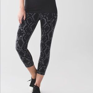 Lululemon cropped wunder under legging 6